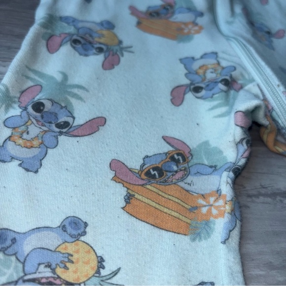Disney Baby Stitch Sleeper - 12/18m - Picture 3 of 4